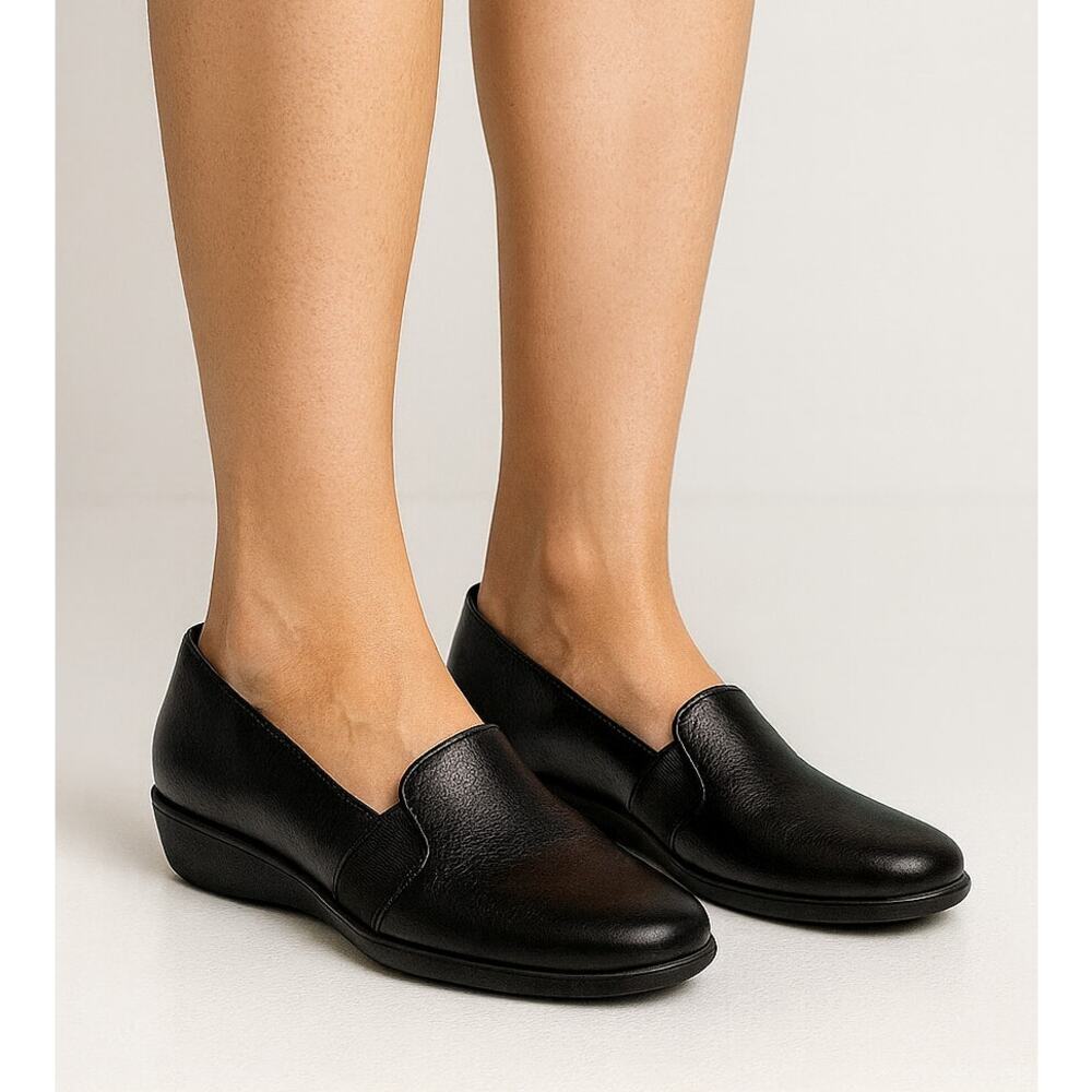 LifeStride Velocity 2.0 Isabelle Loafers • 7M • Black Athena Comfort Slip-On
